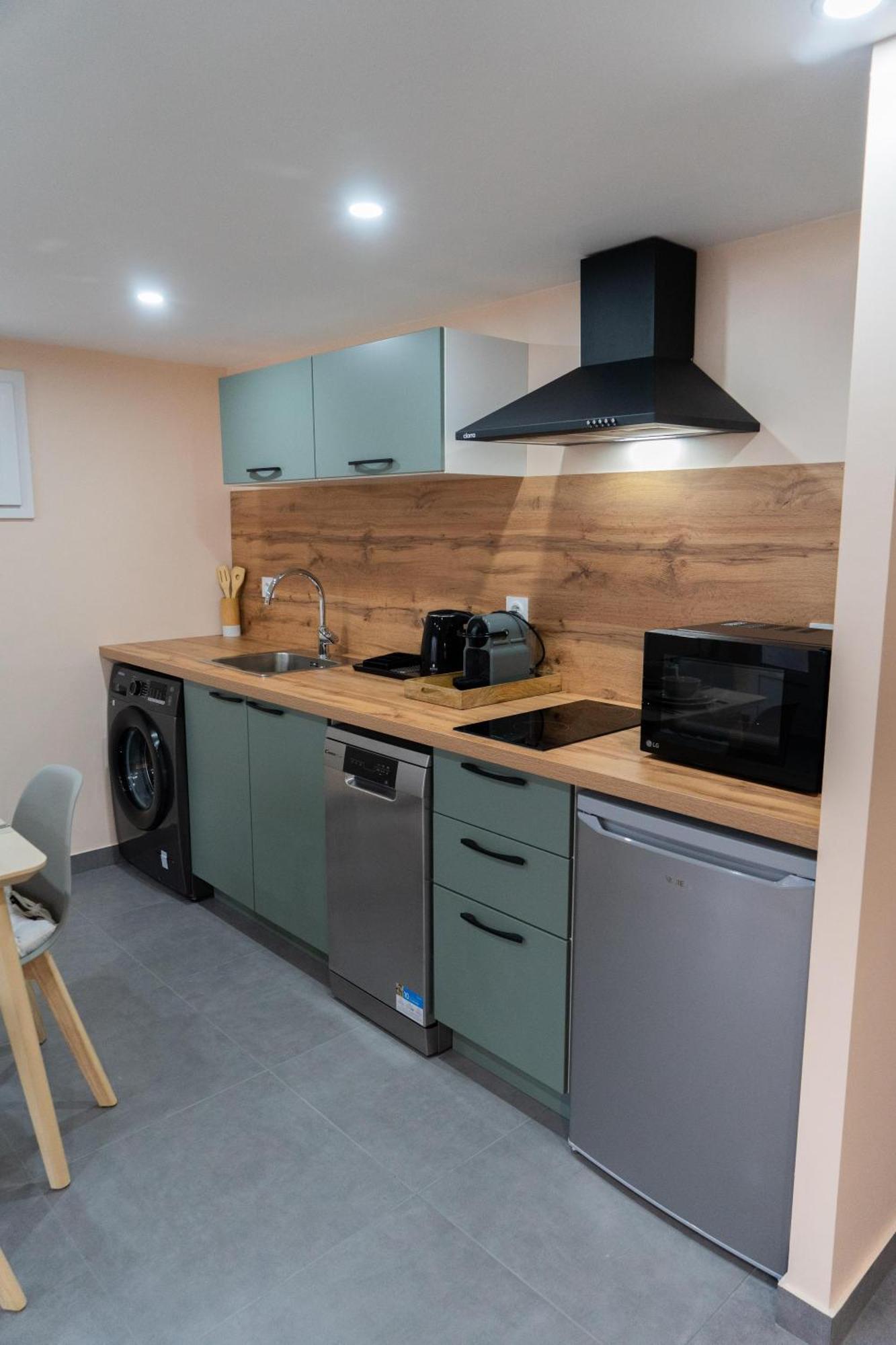Appartement Cosy Le Lys Vert A 40Mn De Paris Dammarie-les-Lys Luaran gambar