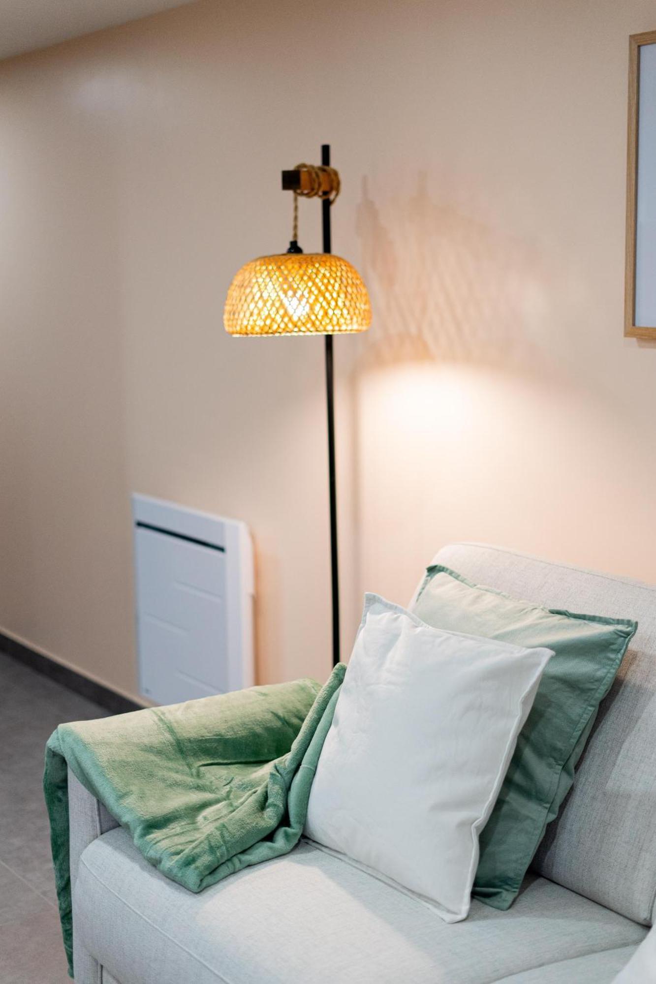 Appartement Cosy Le Lys Vert A 40Mn De Paris Dammarie-les-Lys Luaran gambar