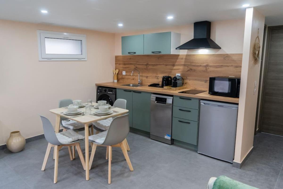 Appartement Cosy Le Lys Vert A 40Mn De Paris Dammarie-les-Lys Luaran gambar